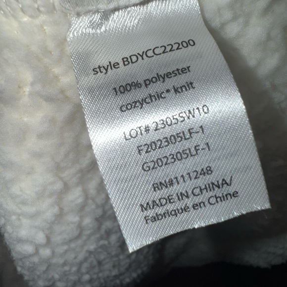 Barefoot Dreams Cozy Chic Youth Robe size 12/14 in cream Soft and cozy - Picture 7 of 9